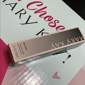 * Medium to Deep* - New - Mary Kay CC Cream